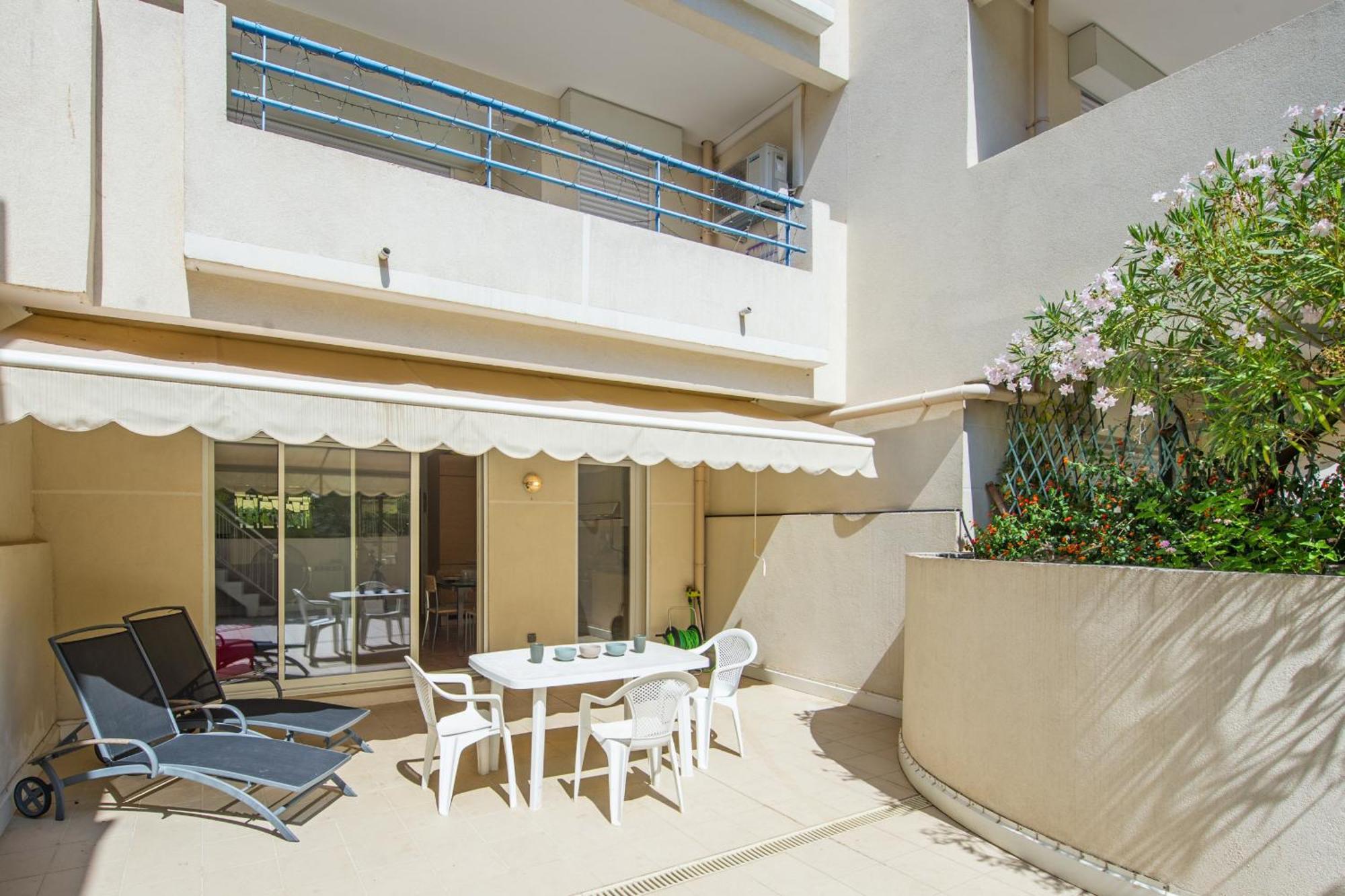 L'Imperial, Terrasse Apartment Menton Bagian luar foto